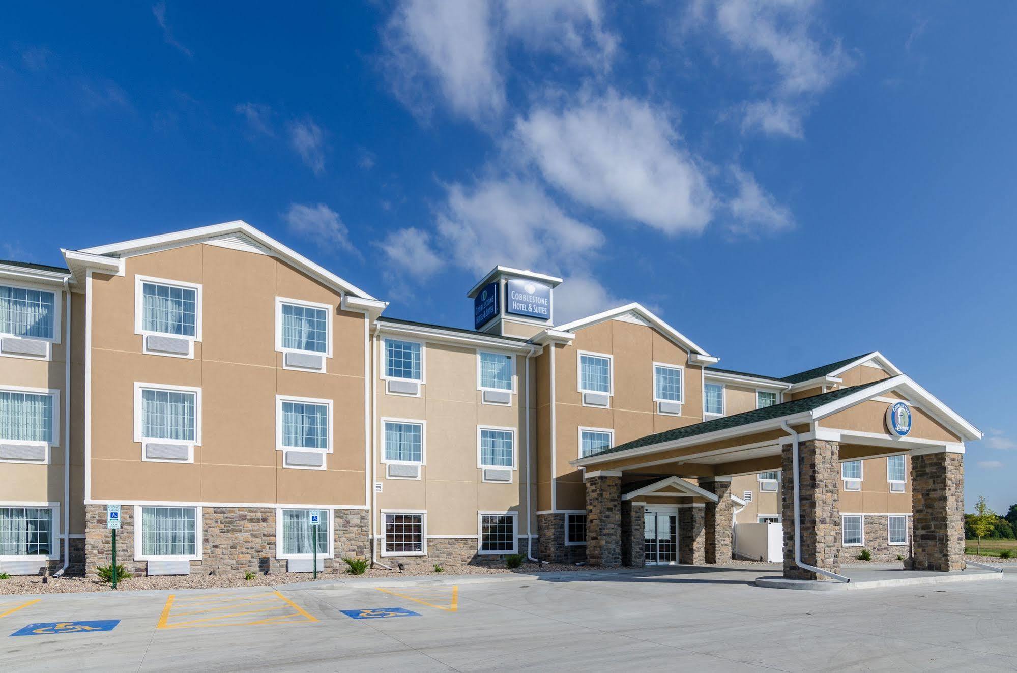 Cobblestone Hotel & Suites - Mccook Zewnętrze zdjęcie