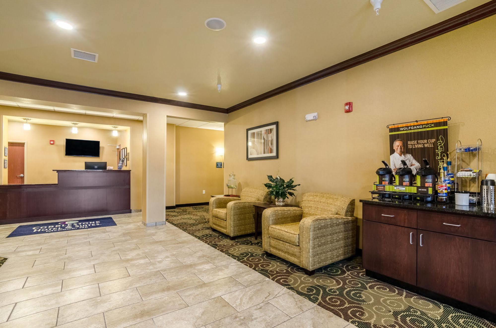 Cobblestone Hotel & Suites - Mccook Zewnętrze zdjęcie