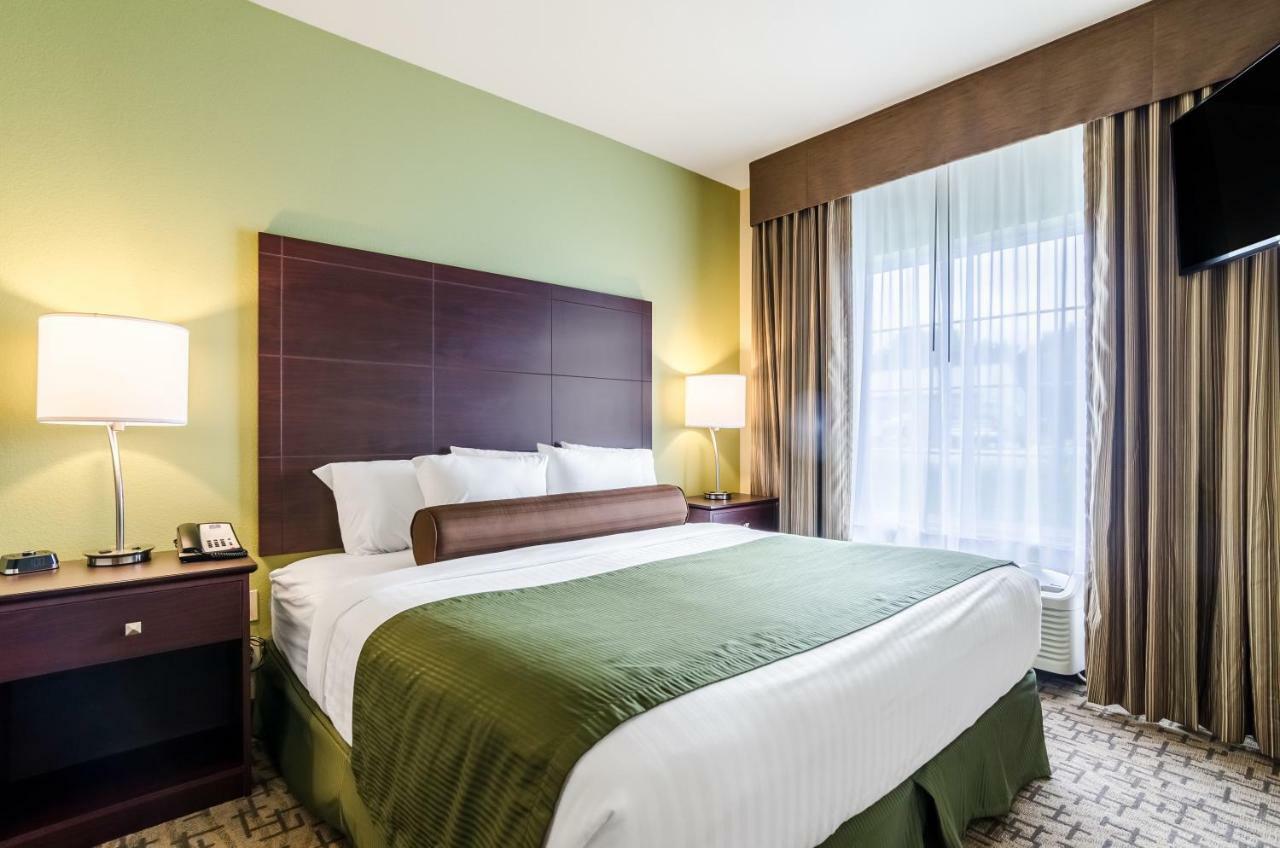 Cobblestone Hotel & Suites - Mccook Zewnętrze zdjęcie